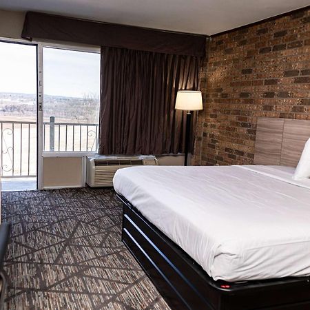 Days-Inn By Wyndham Batesville Ar Екстериор снимка