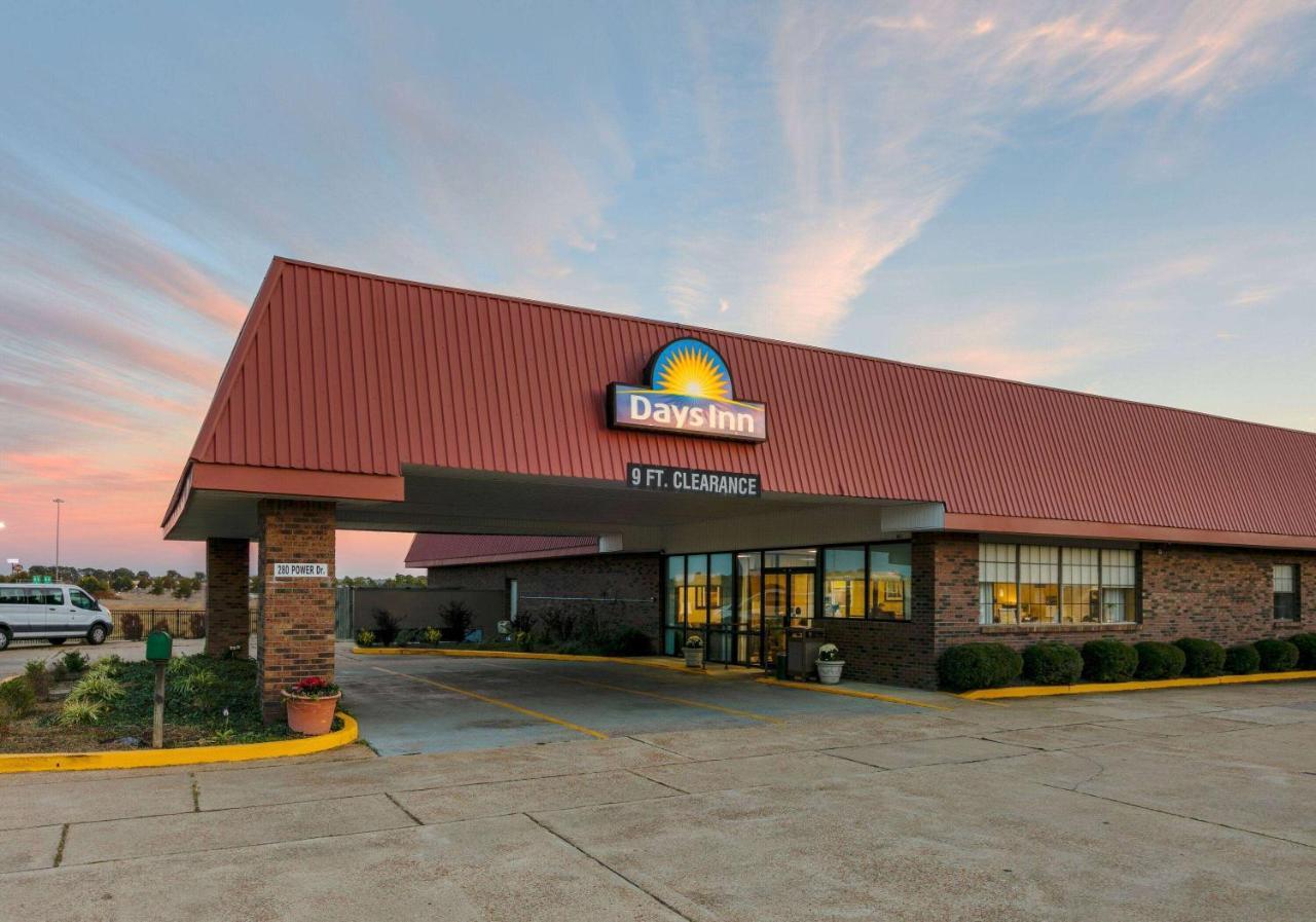 Days-Inn By Wyndham Batesville Ar Екстериор снимка